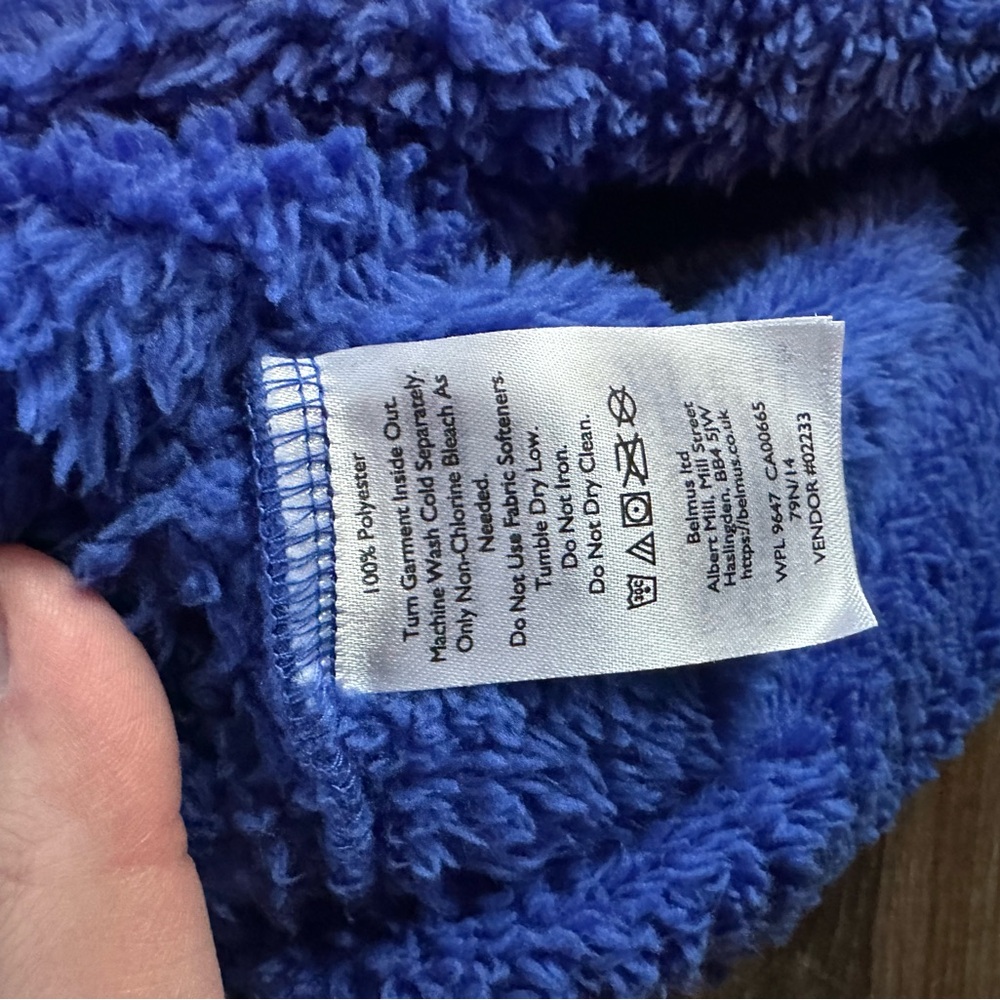Eddie Bauer Women’s Royal Blue Quarter Zip Plush Sweater - Picture 8 of 8